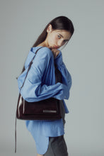 Load image into Gallery viewer, MARHEN.J Elly Bag Brown