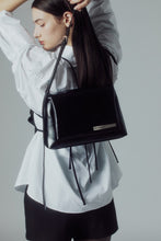 Load image into Gallery viewer, MARHEN.J Elly Bag Black