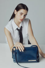 Load image into Gallery viewer, MARHEN.J Elly Bag Blue