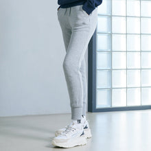 Load image into Gallery viewer, AKIII CLASSIC Urban Tracker White Sand (Yoo Seon Ho's pick)