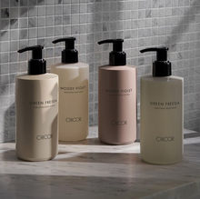 Load image into Gallery viewer, CHICOR Enriching Body Lotion Woody Violet
