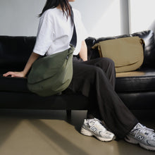 Load image into Gallery viewer, D.LAB Leo Daily Round Cross Bag Khaki