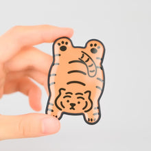 Load image into Gallery viewer, MUZIKTIGER FLAT RED TIGER SHAPED SMART TOK