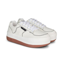 Load image into Gallery viewer, POSE GANCH Mummum C.V Cream Sneakers Version 2
