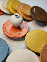 Load image into Gallery viewer, [HONG HYUN-JEONG HANJI CRAFT STUDIO] Udumbara Tea Coaster
