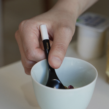 Load image into Gallery viewer, [MUJAGI] Horn-shell Spoon
