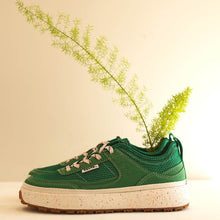 Load image into Gallery viewer, KAUTS Nova Flux Sneakers Green
