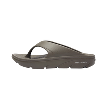 Load image into Gallery viewer, AKIII CLASSIC Cloud Recovery Flip Flop V2 Khaki
