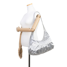 Load image into Gallery viewer, MYSHELL Kisses Shoulder Bag Silver
