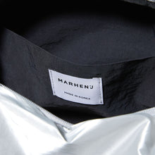 Load image into Gallery viewer, MARHEN.J Popcorn Bag Swing Silver (Seorina&#39;s pick)
