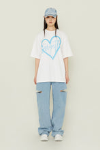 Load image into Gallery viewer, TARGETTO Side Slit Denim Pants Light Indigo (NMIXX Jiwoo&#39;s pick)
