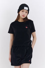 Load image into Gallery viewer, BEYOND CLOSET Women&#39;s Edition Nomantic Sports Velvet T-Shirt Black
