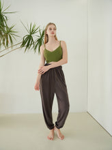 Load image into Gallery viewer, CONCHWEAR Aladdin Banding Pants (4 Colours)
