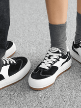 Load image into Gallery viewer, POSE GANCH Major Sneakers Black
