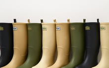 Load image into Gallery viewer, 23.65 Rain Boots Black
