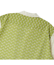 Load image into Gallery viewer, BEYOND CLOSET Collection Line Archive Pattern Cutting Open Collar Shirt Lime
