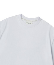 Load image into Gallery viewer, BEYOND CLOSET Nomantic S-Logo T-Shirt White
