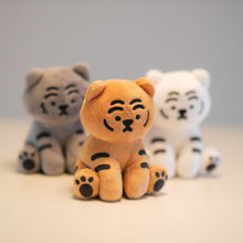 Load image into Gallery viewer, MUZIK TIGER Moving Tiger Toy 3Types
